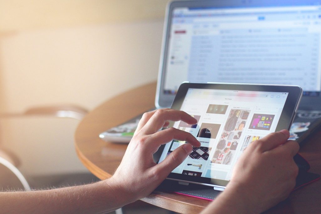 The Noob Guide to Naming a Blog